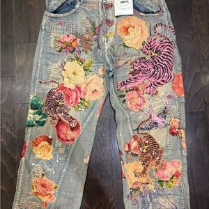 Magnolia Pearl Colorful Floral Animal Jeans Gently worn, with tags.